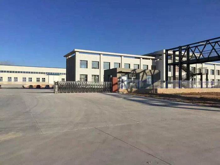 廠區(qū)北門(mén)